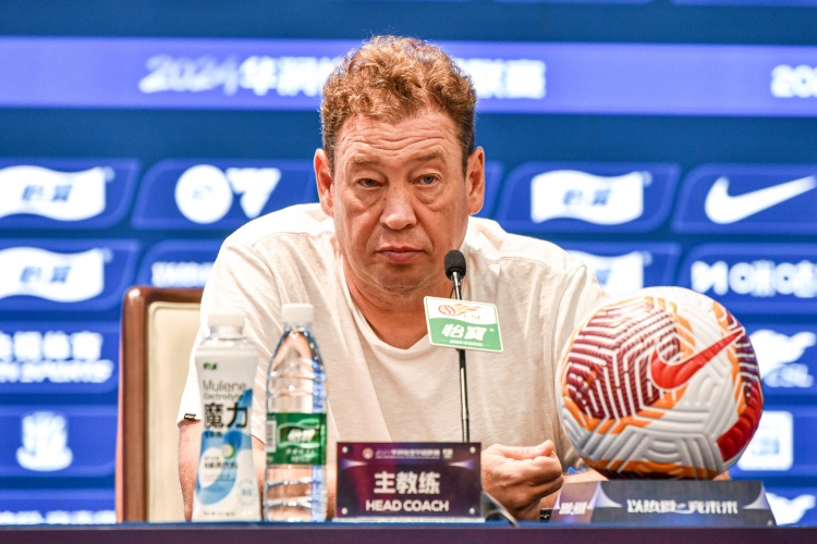 网页版登录入口-斯卢茨基：路易斯因手术需6周才能归队 李可和吴曦已正常跟队训练