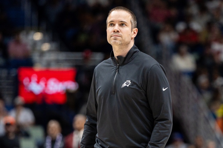 太阳主帅：转移球让我们获得了56次三分出手机会 很高兴阿伦回归